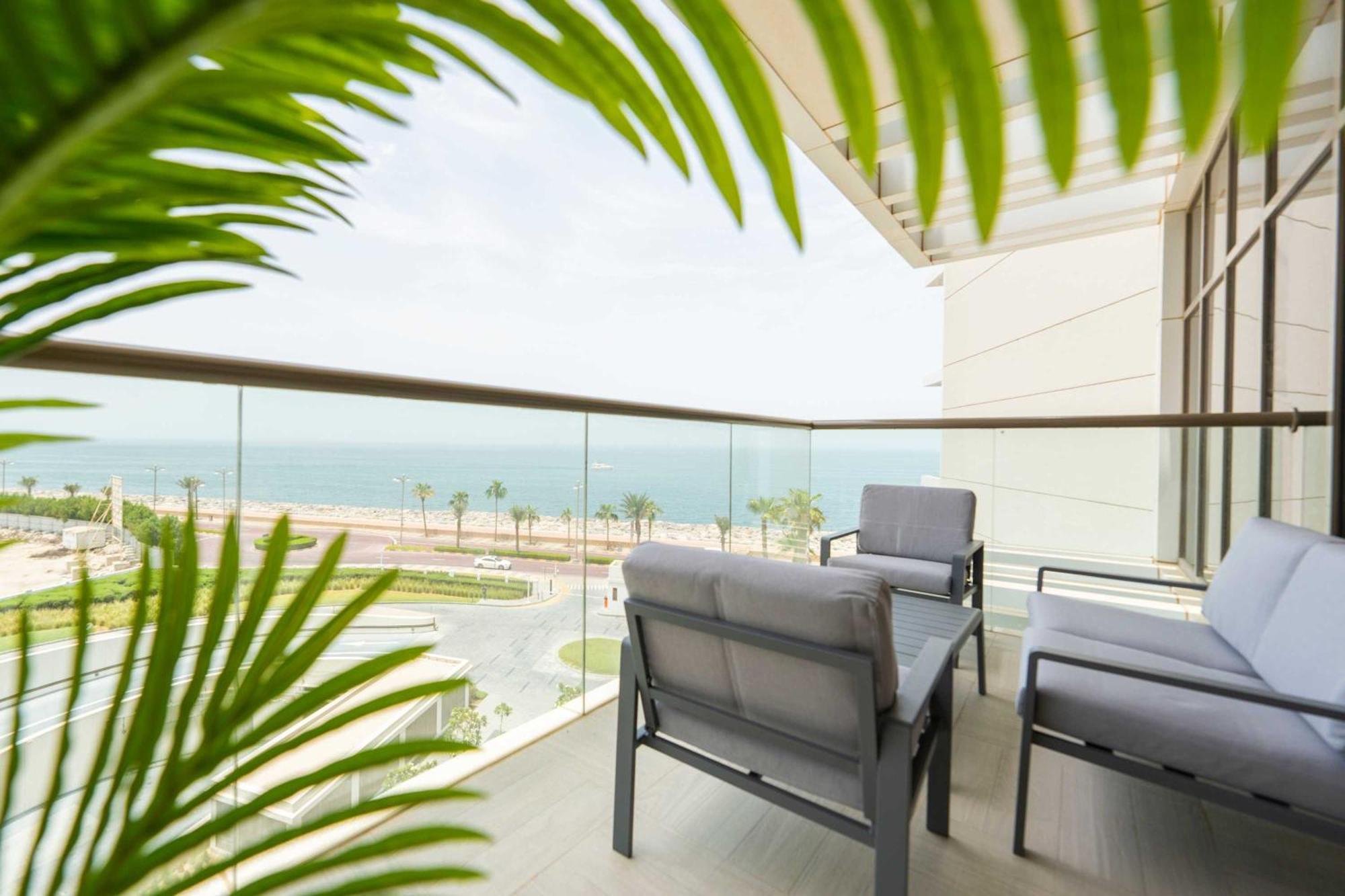 Spacious Beachfront 2 Bedroom Apartment - The 8 Dubai Exterior foto